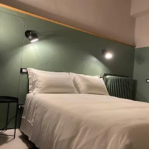 https://casimiro-rooms.emilia-romagnahotels.net