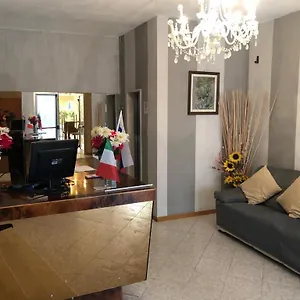 https://hotel-lucciola.emilia-romagnahotels.net